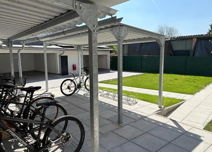 דירה Zwischen Wiener Wald Und Zentrum Mit Parkplatz Und Klimaanlage